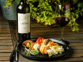 Beef with slowly roasted veggie skewers made a perfect match for this well structured Cahors wine.